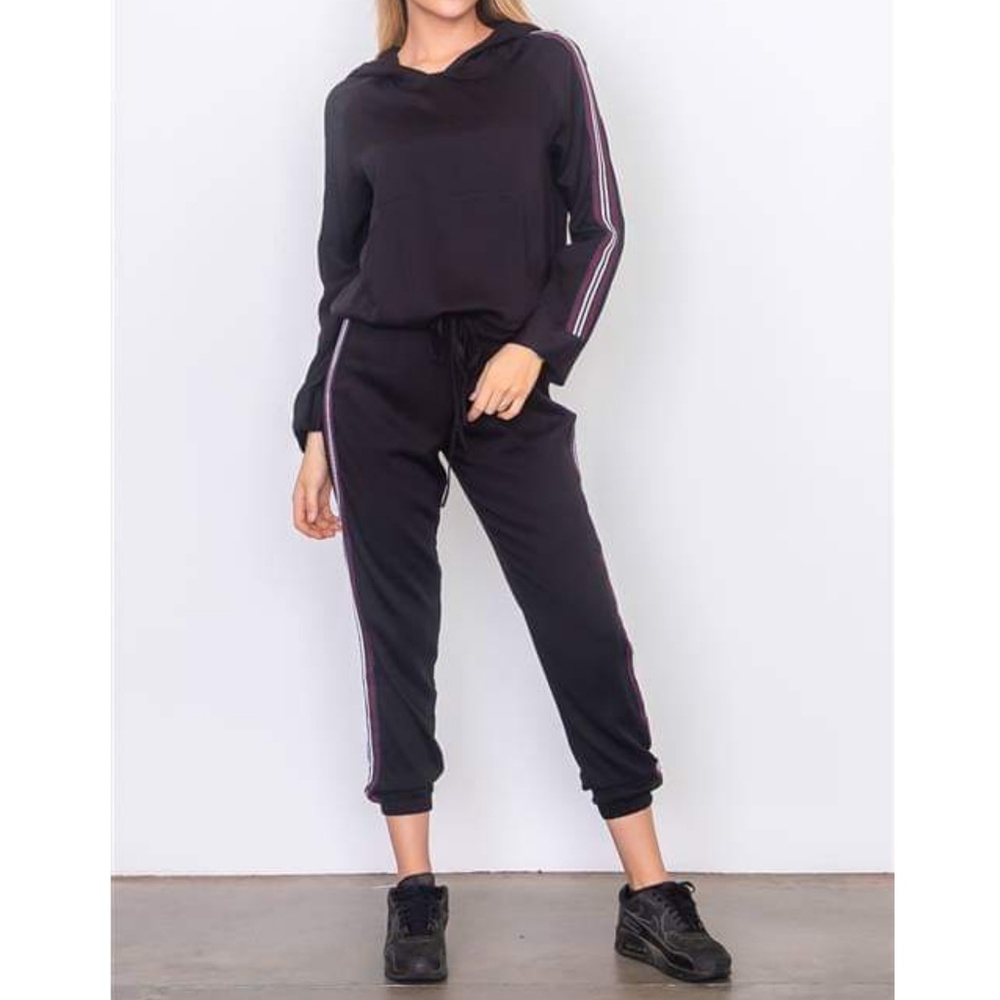 FAST PACE STRIPED WOVEN JOGGER HOODIE SET (BLACK) - Picture 2 of 8